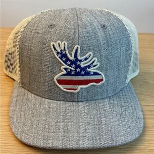 Local Crowns Trucker Hat Moose American Flag‎ Patriotic Snapback Grey White